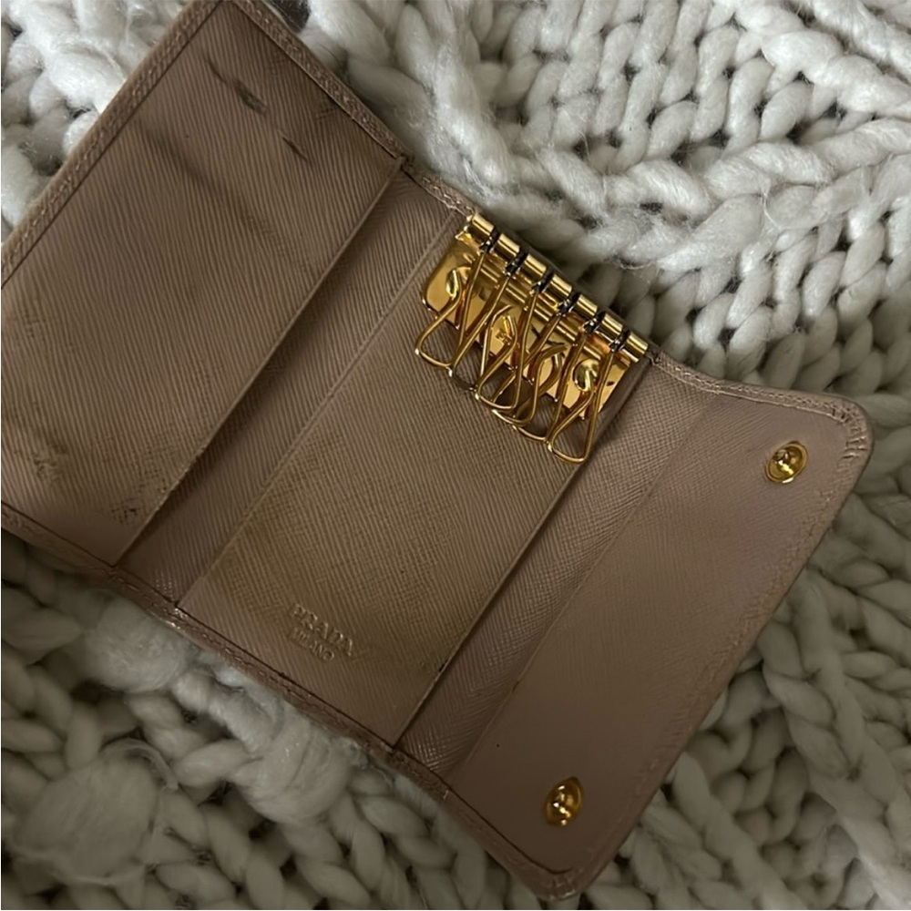 Prada Key Holder & Chloe Wallet Bundle - Picture 10 of 16